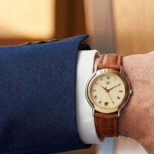 Gucci 8000M Gold & Silver Swiss Made Timepiece